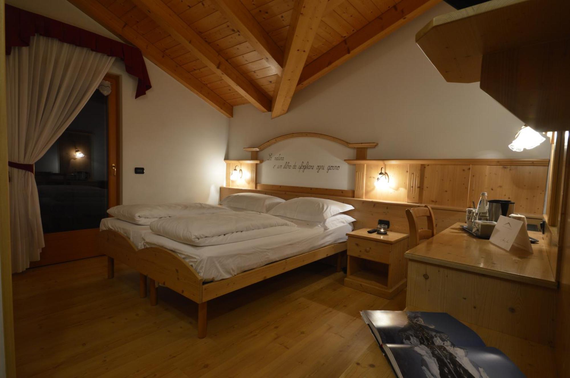 Hotel Garni Sant'Antonio Con Spa Madonna Exterior foto